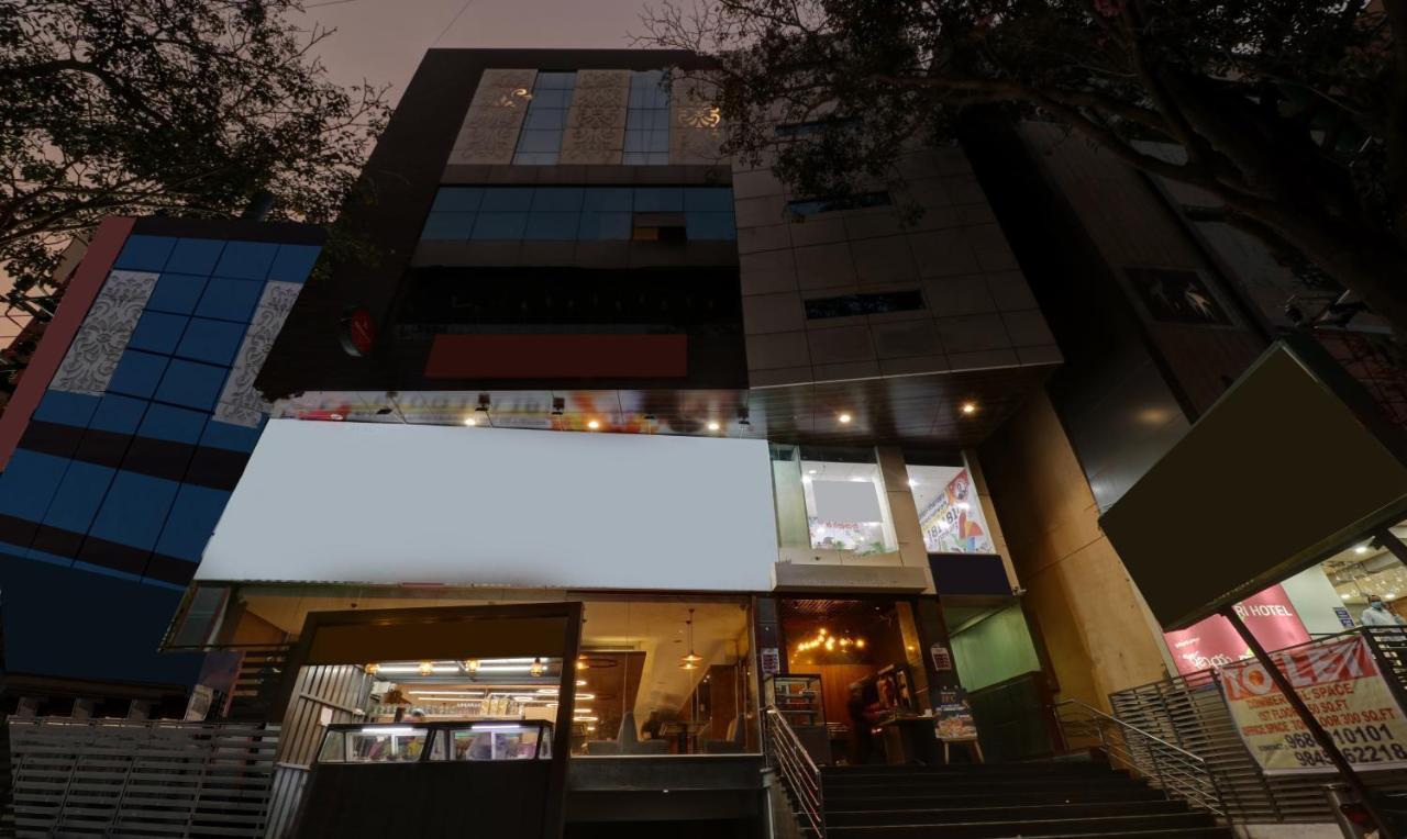 Treebo Krishnam Boutique Bangalore Exterior foto